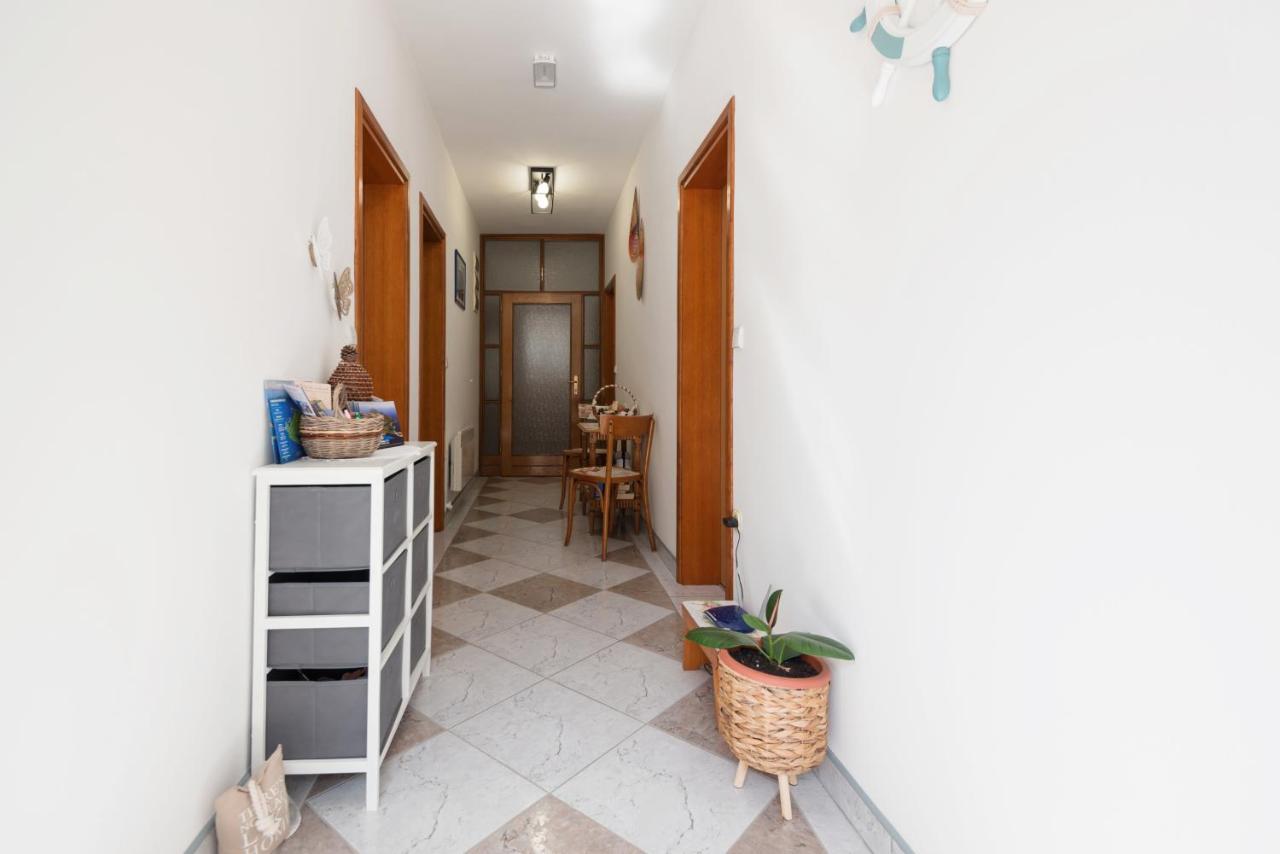 Guesthouse Sanela Pomena Exterior photo